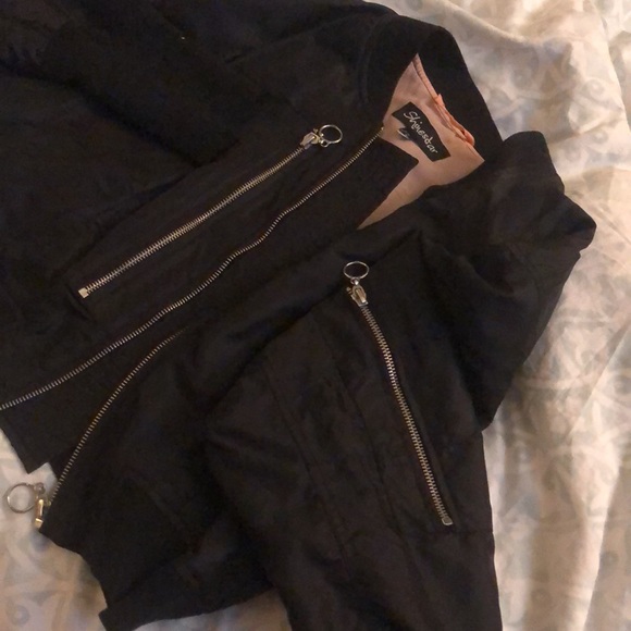 Black bomber jacket - Picture 3 of 5